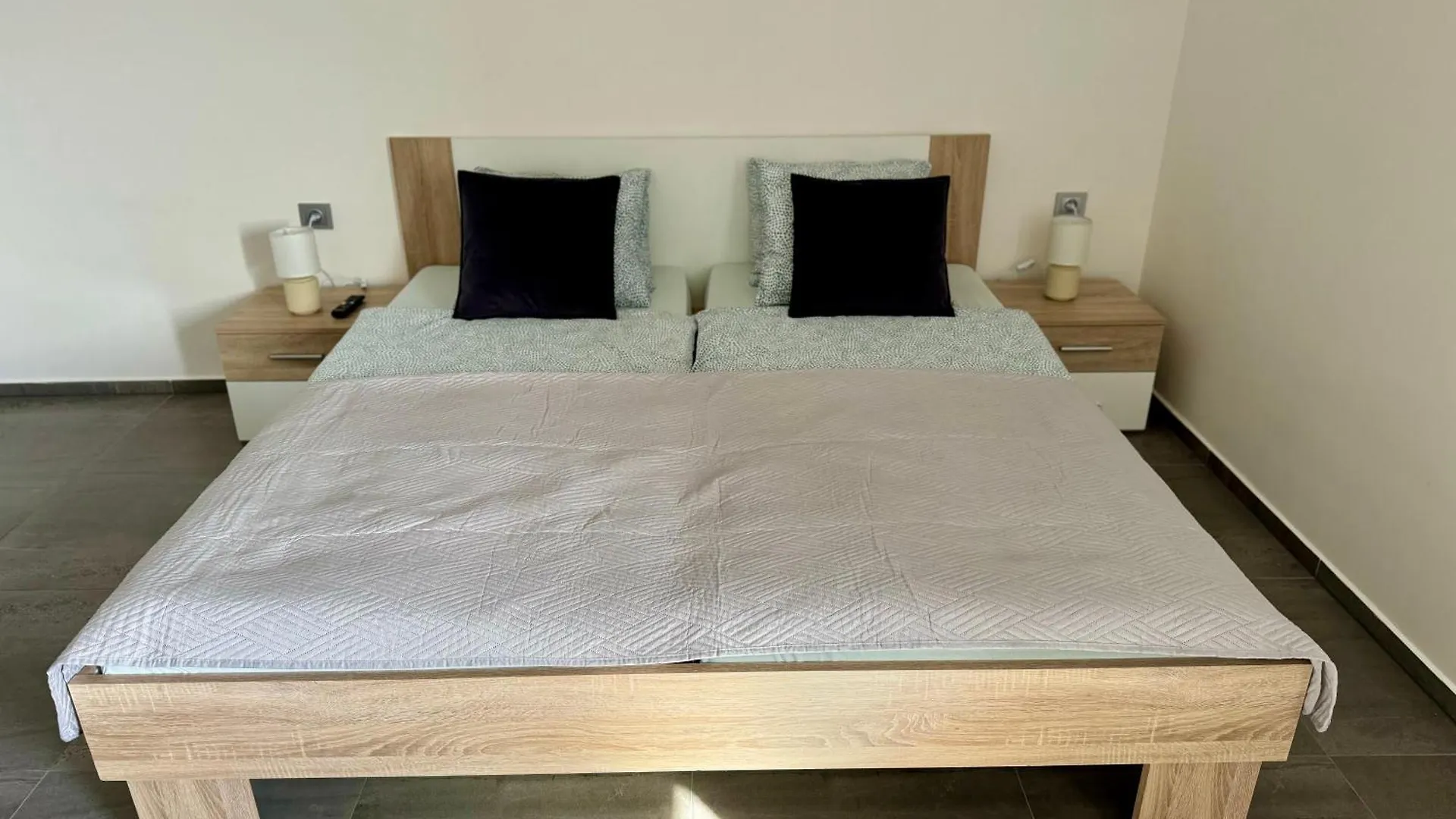 Апартаменты Byt Apartman 73M2 Klid Priroda Parking Free Прага