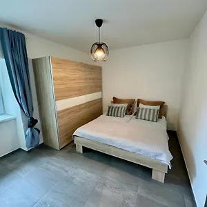 71m2 Klid Pohoda A Priroda Praha